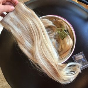 Luxy 16” seamless dirty blonde extensions